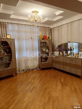 5-otaqlı yeni tikili, Nizami r., 138 m²