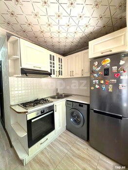 3-otaqlı mənzil, Neftçilər m., 70 m²