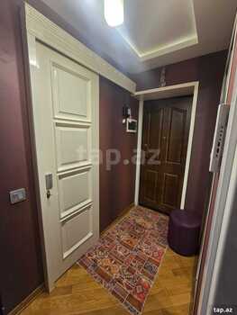 3-otaqlı mənzil, Elmlər Akademiyası m., 60 m²