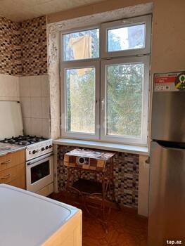 2-otaqlı mənzil kirayə verilir, A. Neymətulla küç., 55 m²