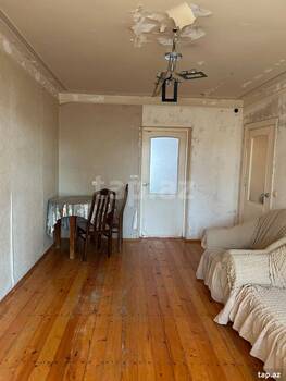 2-otaqlı mənzil kirayə verilir, A. Neymətulla küç., 55 m²