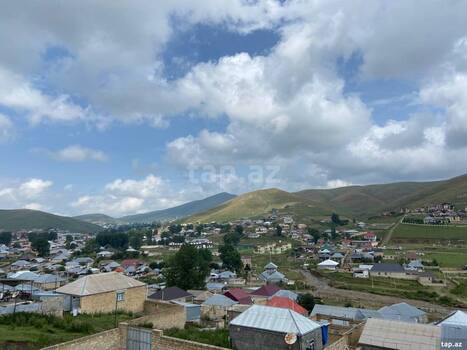 Həyət evi, Mikayıl Müşfiq küç.