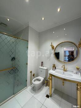 4-otaqlı yeni tikili, 8 Noyabr pr., 181 m²