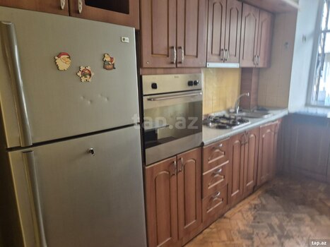 3-otaqlı mənzil kirayə verilir, Əhmədbəy Ağaoğlu küç., 90 m²