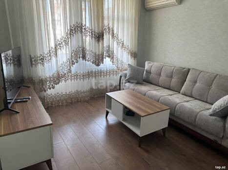 2-otaqlı mənzil kirayə verilir, Rüstəm Rüstəmov küç., 65 m²