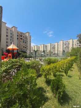 3-otaqlı mənzil, 8 Noyabr pr., 80 m²
