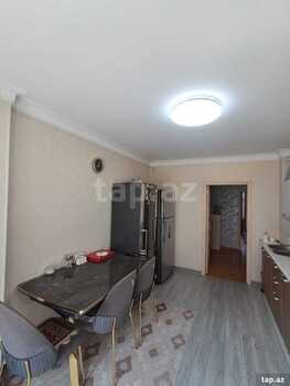 3-otaqlı mənzil, 8 Noyabr pr., 80 m²