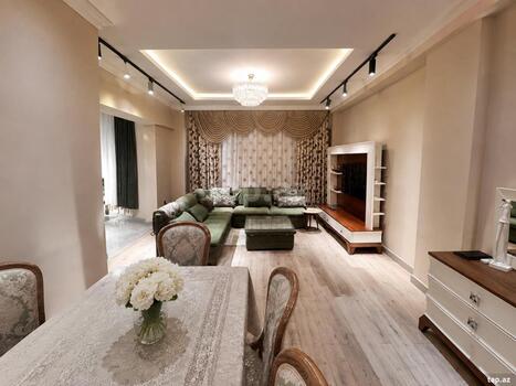 3-otaqlı yeni tikili, Həmdəm Ağayev küç., 122 m²