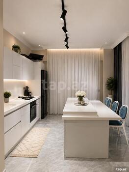 3-otaqlı yeni tikili, Həmdəm Ağayev küç., 122 m²