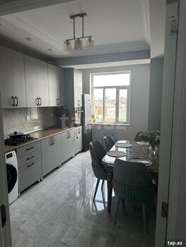 2-otaqlı yeni tikili, Zəngəzur küç., 70 m²