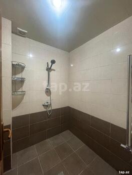 2-otaqlı yeni tikili, Zərifə Əliyeva küç., 104 m²