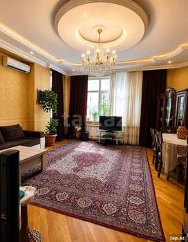 3-otaqlı yeni tikili, Qurban Xəlilov küç., 107 m²