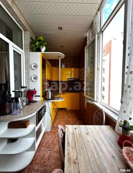 3-otaqlı yeni tikili, Qurban Xəlilov küç., 107 m²