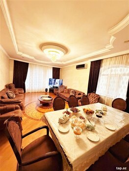 Villa, Badamdar qəs.