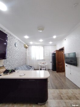 Villa, Gəncə ş.