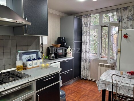 3-otaqlı mənzil, Yasamal r., 70 m²