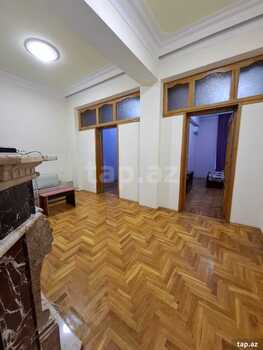 4-otaqlı mənzil kirayə verilir, 28 May m., 85 m²