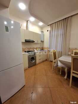 4-otaqlı mənzil kirayə verilir, 28 May m., 85 m²