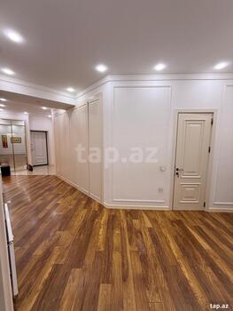 4-otaqlı yeni tikili, Moskva pr.8, 140 m²