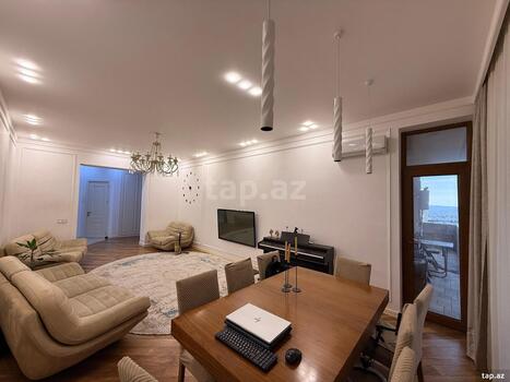 4-otaqlı yeni tikili, Moskva pr.8, 140 m²