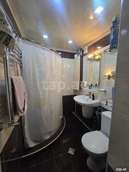 3-otaqlı mənzil, Elmlər Akademiyası m., 65 m²