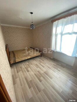2-otaqlı mənzil kirayə verilir, R.Rüstəmov küç., 45 m²