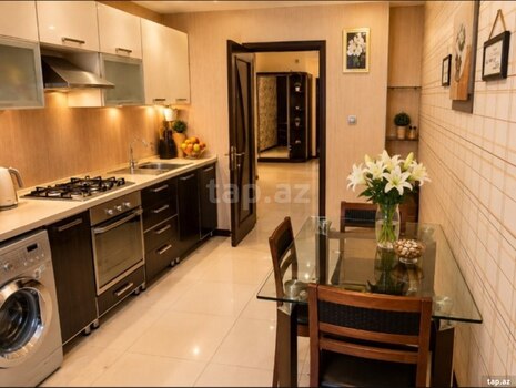 4-otaqlı yeni tikili, Nərimanov r., 170 m²