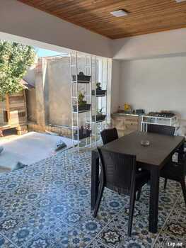 Həyət evi, Binəqədi r.