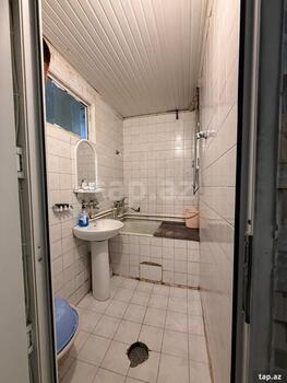 3-otaqlı mənzil, N. Tusi küç., 80 m²