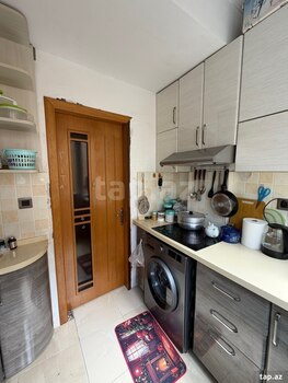 2-otaqlı yeni tikili, Qurtuluş küç. 93, 51 m²