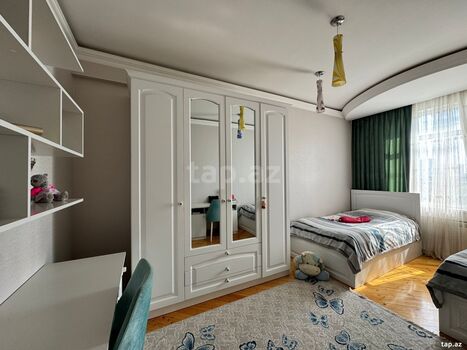3-otaqlı yeni tikili, Şövkət Məmmədova küç., 125 m²