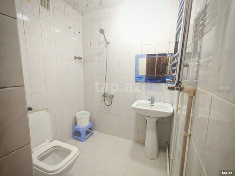 3-otaqlı mənzil, A. Şərifzadə küç., 65 m²