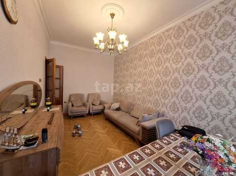 2-otaqlı mənzil kirayə verilir, H. Cavid pr. 43, 65 m²