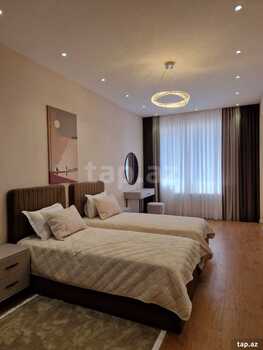 3-otaqlı yeni tikili kirayə verilir, İzmir küç., 180 m²
