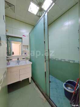 4-otaqlı mənzil, Məzahir Rüstəmov küç., 110 m²