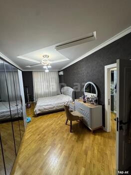 4-otaqlı yeni tikili, Ə.Əhmədov küç., 135 m²