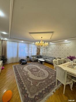 4-otaqlı yeni tikili, Ə.Əhmədov küç., 135 m²