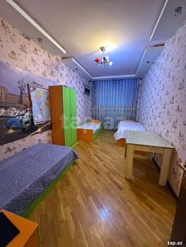 3-otaqlı yeni tikili kirayə verilir, Məzahir Rüstəmov küç., 145 m²