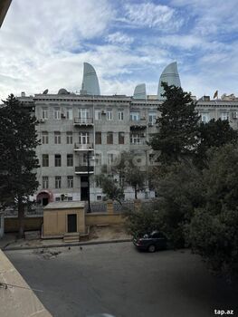 2-otaqlı mənzil kirayə verilir, 28 May m., 65 m²