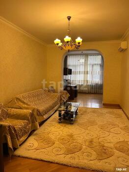 2-otaqlı mənzil kirayə verilir, 28 May m., 65 m²