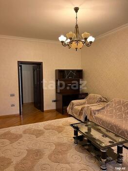 2-otaqlı mənzil kirayə verilir, 28 May m., 65 m²