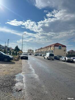 10 sot torpaq sahəsi, Saray qəs.