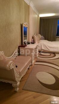 3-otaqlı yeni tikili, Gənclik m., 180 m²