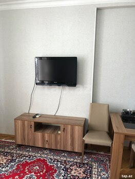 2-otaqlı yeni tikili kirayə verilir, Xətai r., 70 m²