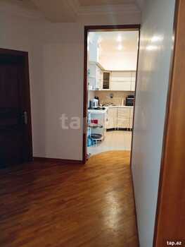 2-otaqlı yeni tikili kirayə verilir, Nizami m., 90 m²