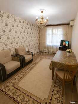 2-otaqlı mənzil, Qaçaq Nəbi küç., 60 m²