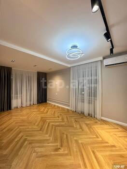 2-otaqlı mənzil, E.Akademiyası m., 45 m²