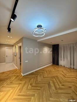 2-otaqlı mənzil, E.Akademiyası m., 45 m²