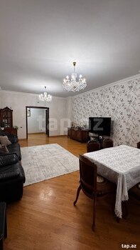 2-otaqlı yeni tikili, Gənclik m., 127 m²