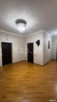 2-otaqlı yeni tikili, Gənclik m., 127 m²